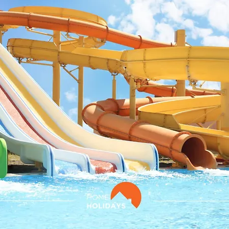 #295 Beco Do Sol 29a By Holidays Апартаменти